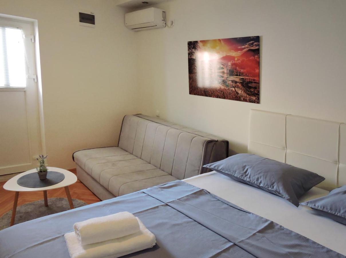 Apartments Tila Trebinje Luaran gambar