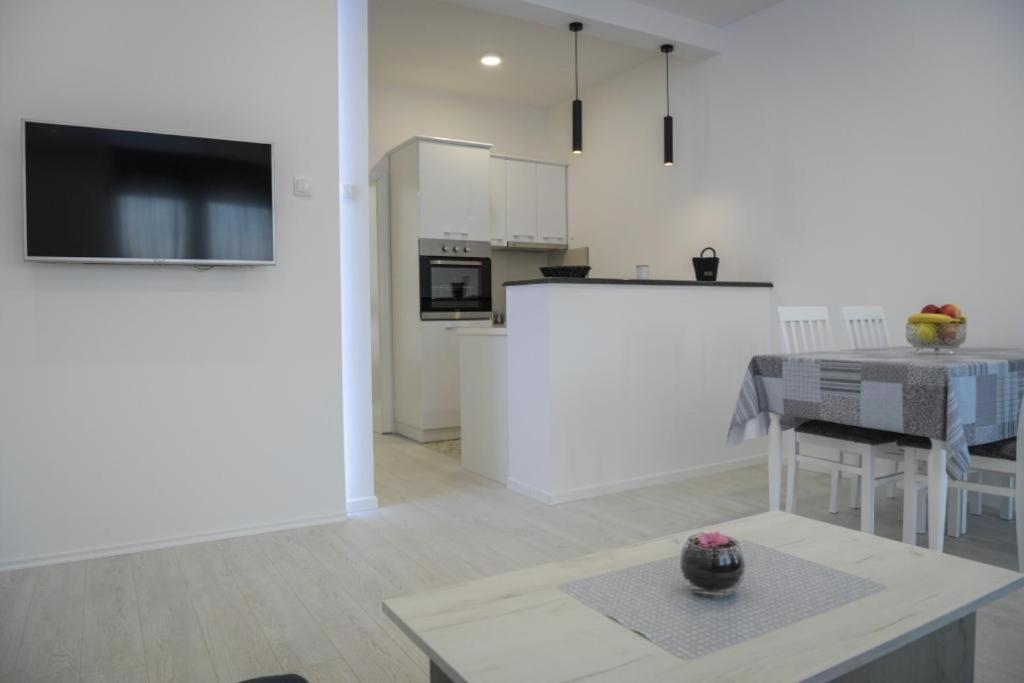 Apartments Tila Trebinje Luaran gambar