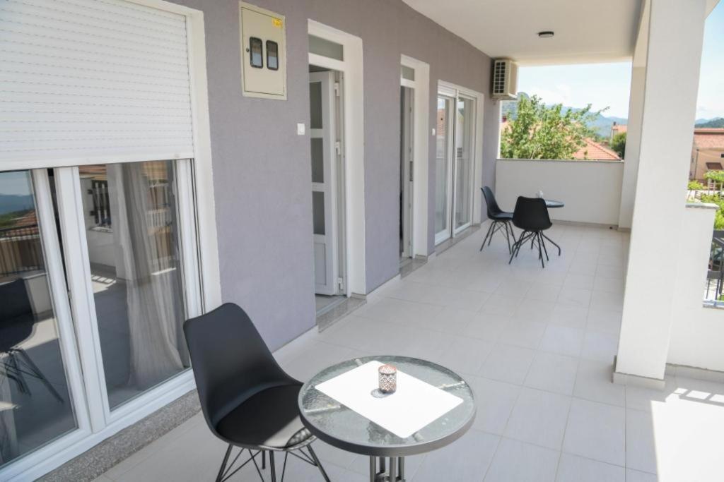 Apartments Tila Trebinje Luaran gambar